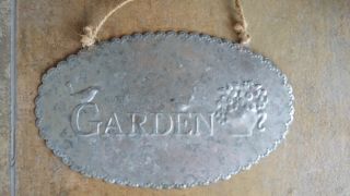 nostalgisches Schild verzinkt "Garden"
