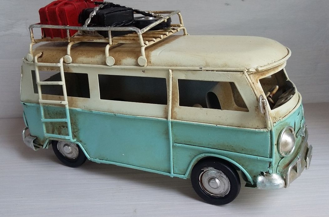 alter VW-Bus türkis-creme 17 cm